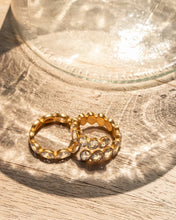 Carica l'immagine nel visualizzatore di Gallery, Anello Contrariè Oval Cut
