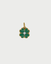 Carica l'immagine nel visualizzatore di Gallery, Charm QUADRIFOGLIO Smalto Verde