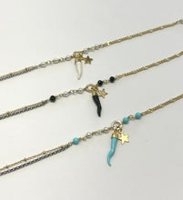 Carica l'immagine nel visualizzatore di Gallery, Bracciale Sacramore con cornetto (+ varianti)