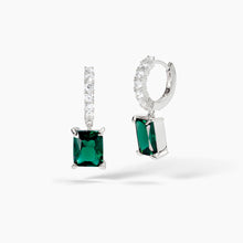 Carica l'immagine nel visualizzatore di Gallery, Orecchini MABINA con smeraldi sintetici pendenti Desiderio Infinito
