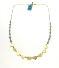 Carica l'immagine nel visualizzatore di Gallery, Collana Sacramore cuori azzurra e cristalli