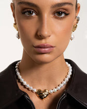 Carica l'immagine nel visualizzatore di Gallery, Girocollo Perle Cuore Bold