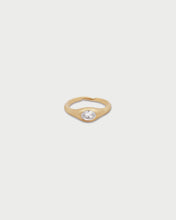 Carica l'immagine nel visualizzatore di Gallery, Anello Chevalier Oval Cut