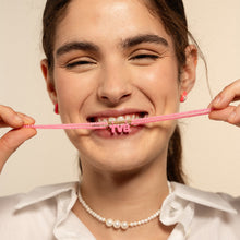 Carica l'immagine nel visualizzatore di Gallery, GIROCOLLO PERLINE POP E VERNICE - TVB