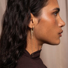 Carica l'immagine nel visualizzatore di Gallery, MONO-ORECCHINO Rue des mille TWISTED FRANGE