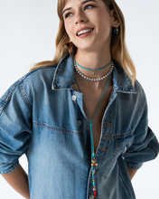 Carica l'immagine nel visualizzatore di Gallery, Girocollo BASE PERLE in madreperla e zirconi milky turchesi