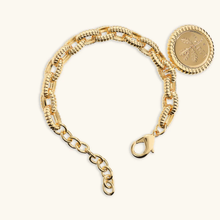 Carica l'immagine nel visualizzatore di Gallery, Bracciale ETRUSCA maglie ovali textue rigata con moneta