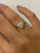Carica l'immagine nel visualizzatore di Gallery, Anello Mirco Visconti cuore oro bianco e diamanti