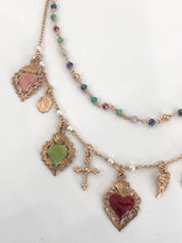 Carica l'immagine nel visualizzatore di Gallery, Girocollo Sacramore due fili con cuori sacri