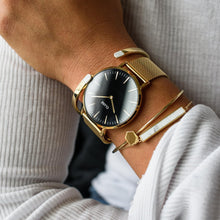 Carica l'immagine nel visualizzatore di Gallery, Orologio donna Cluse 38mm Boho Chic Mesh Black, Gold Colour