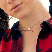 Carica l'immagine nel visualizzatore di Gallery, Girocollo cuore - freccia centrale