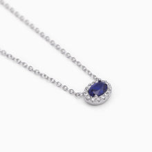 Carica l'immagine nel visualizzatore di Gallery, Collana con zaffiro sintetico COOL OR RÉTRO? Mabina