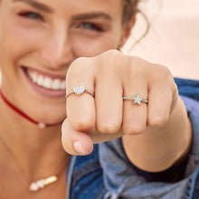 Carica l'immagine nel visualizzatore di Gallery, Anello cuore con zirconi bianchi - Il Maestro Orafo Gioielli