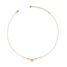 Carica l'immagine nel visualizzatore di Gallery, Girocollo cuore - freccia centrale