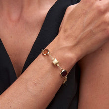 Carica l'immagine nel visualizzatore di Gallery, Bracciale Caramelle Reverse con saponetta quadrata, paste vitree cognac trasparente, bianco perlato e brandy milky taglio antico e reverse pavè