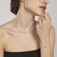 Carica l'immagine nel visualizzatore di Gallery, Bracciale tennis argento e zirconi Mabina