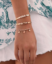 Carica l'immagine nel visualizzatore di Gallery, Braccialetto anellini 3 CUORI