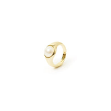 Carica l'immagine nel visualizzatore di Gallery, Anello SODINI perla Eve - Oro e bianco
