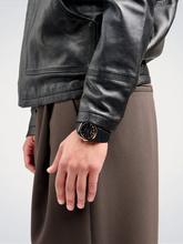 Carica l&#39;immagine nel visualizzatore di Gallery, Orologio POLYCARBON BLACK MESH D1 Milano
