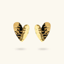 Carica l'immagine nel visualizzatore di Gallery, Orecchini ETRUSCA Cuore a lobo martellati
