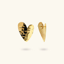 Carica l'immagine nel visualizzatore di Gallery, Orecchini ETRUSCA Cuore a lobo martellati

