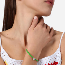 Carica l&#39;immagine nel visualizzatore di Gallery, Bracciale bangle Love Parade green medium
