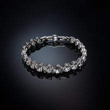 Carica l&#39;immagine nel visualizzatore di Gallery, Bracciale crystal infinity love horizontal
