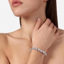 Carica l&#39;immagine nel visualizzatore di Gallery, Bracciale crystal infinity love horizontal
