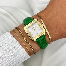 Carica l&#39;immagine nel visualizzatore di Gallery, Gracieuse Petite Watch Leather, Emerald Green Lizard, Gold Colour
