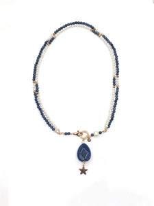 Girocollo Sacramore perline e pietrine blu