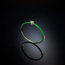 Carica l&#39;immagine nel visualizzatore di Gallery, Bracciale bangle Love Parade green medium

